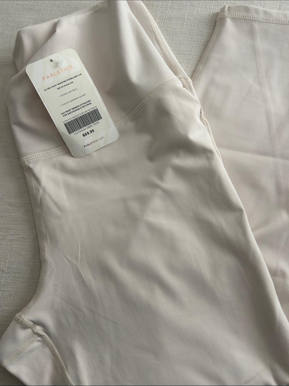 Fabletics leggings in Soft Cream